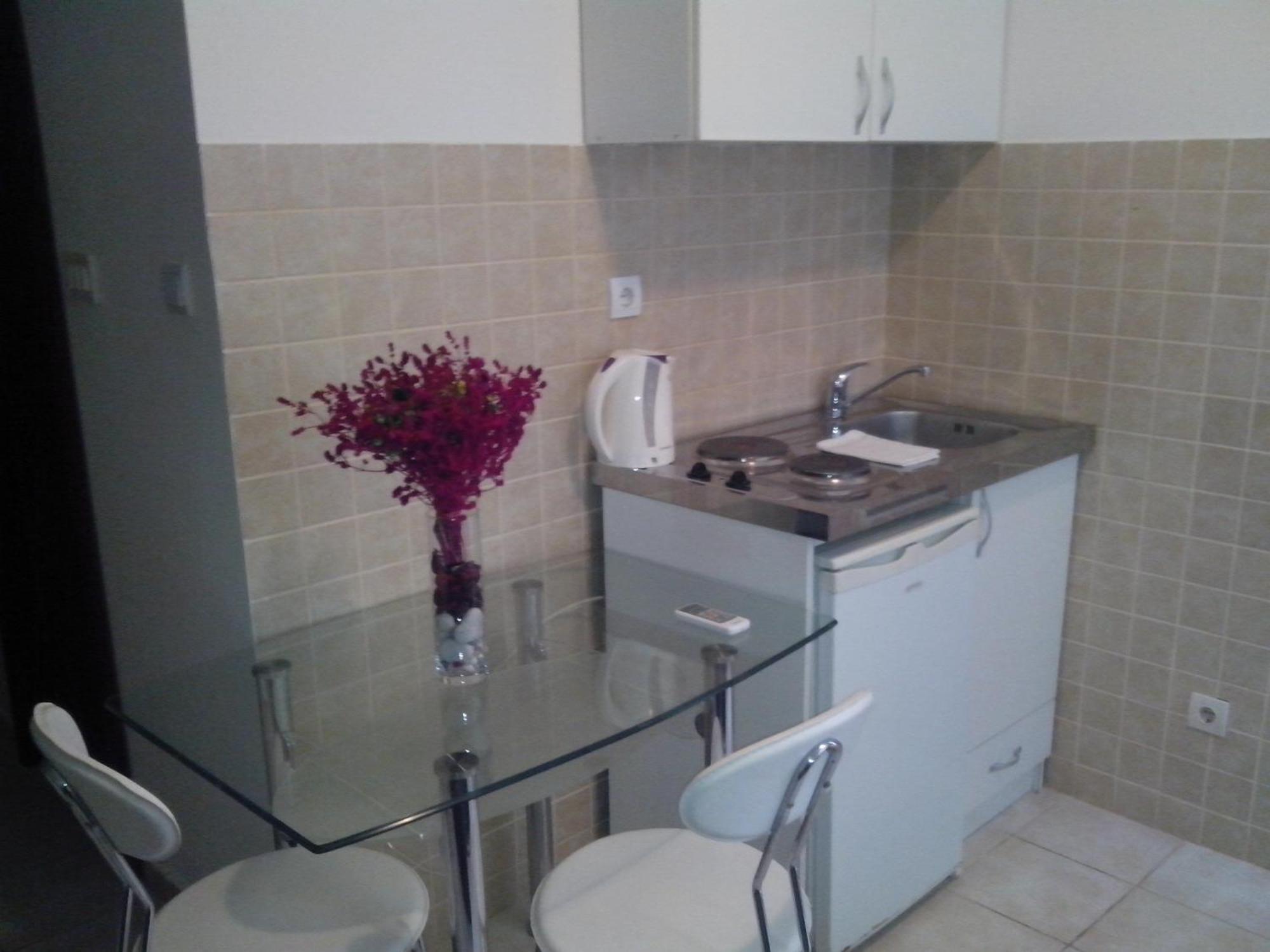 Location Apartments Herceg Novi Zimmer foto