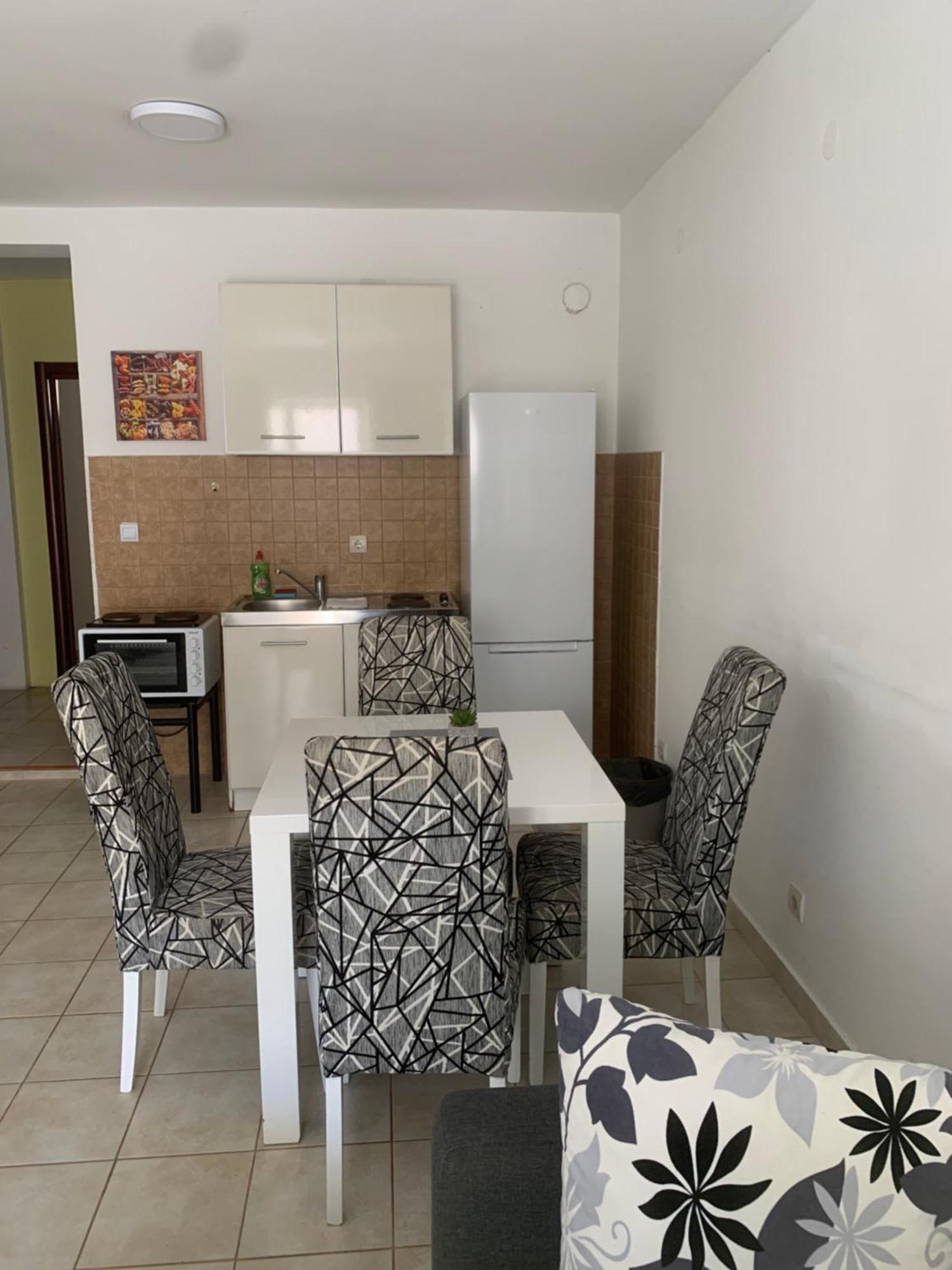 Location Apartments Herceg Novi Exterior foto