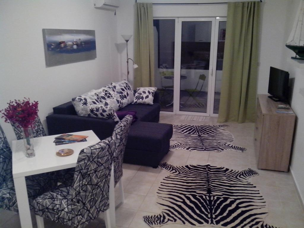 Location Apartments Herceg Novi Zimmer foto