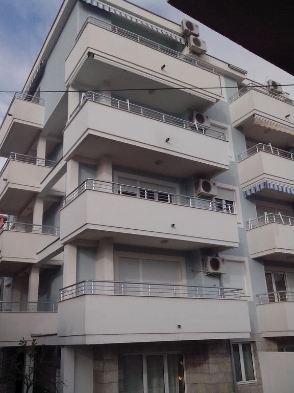 Location Apartments Herceg Novi Zimmer foto