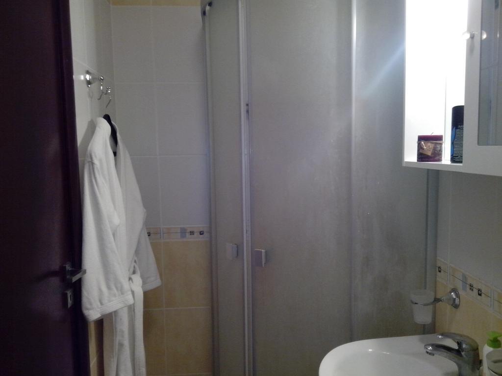 Location Apartments Herceg Novi Zimmer foto